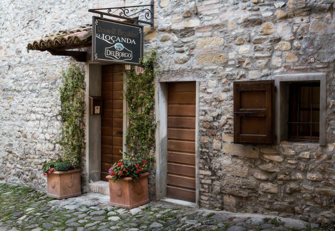 La Locanda Del Borgo Torrechiara Exterior photo